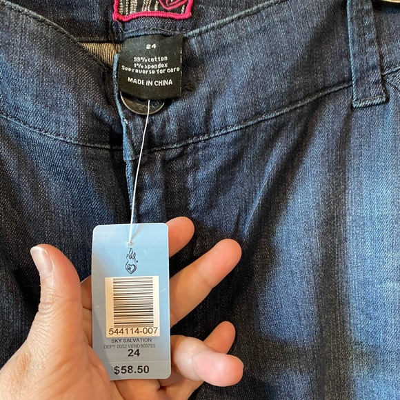 Torrid Ripped Jeans - Picture 2 of 4